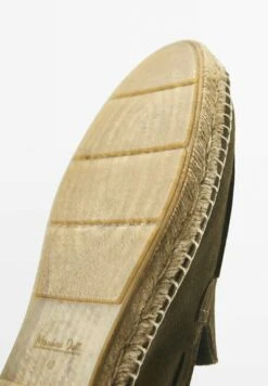 Massimo Dutti Espadrilles - Green -Massimo Dutti Shop e1c87d907b124556a9d5ed1d93bac75f