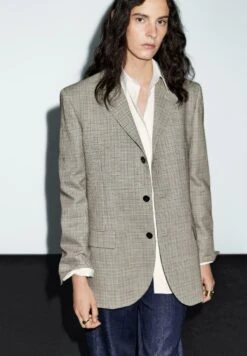 Massimo Dutti HOUNDSTOOTH WITH FLAP POCKETS - Blazer - Beige -Massimo Dutti Shop e1ea512e9ea3445089ccd6aa55683fd2