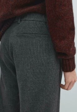 Massimo Dutti JOGGER WITH TEXTURED DETAIL - Trousers - Grey 15 Massimo Dutti JOGGER WITH TEXTURED DETAIL - Trousers - Grey -Massimo Dutti Shop e217c04a54894c059d6fde80033f47ff