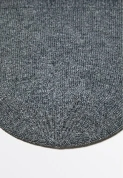 Massimo Dutti FINE - Beanie - Grey -Massimo Dutti Shop e25f45fb35844099be2e5fa0ef17073e