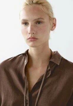 Massimo Dutti LIGHTWEIGHT FLOWING - Button-down Blouse - Dark Brown -Massimo Dutti Shop e2a14bf2f5184a4eb12245893386535a
