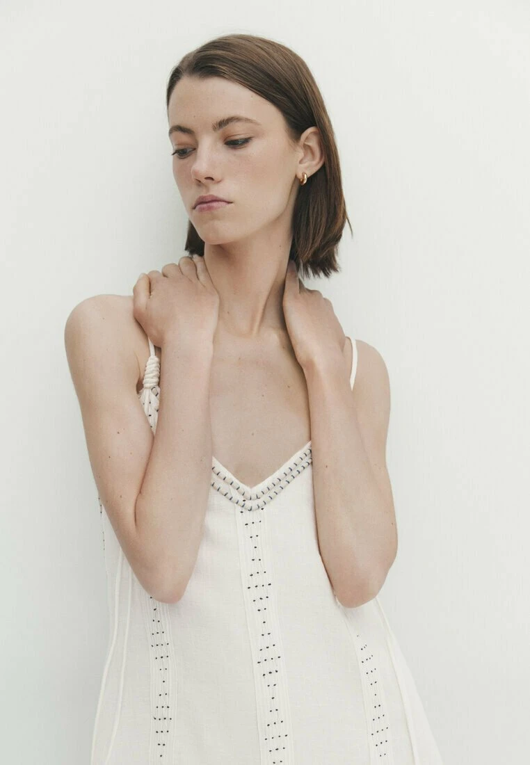 Massimo Dutti With Straps And Embroidery Detail - Maxi Dress - White 4 Massimo Dutti With Straps And Embroidery Detail - Maxi Dress - White - Image 2