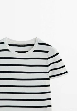 Massimo Dutti Striped Short Sleeve - Print T-Shirt 18 Massimo Dutti Striped Short Sleeve - Print T-Shirt -Massimo Dutti Shop e33b20b2ab2449ba8197699cbb6c91d9
