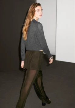 Massimo Dutti BUTTONED LONG SLEEVE WITH CREW NECK - Cardigan - Dark Grey -Massimo Dutti Shop e37d79fc4d484aca8f8cedca582b77e6