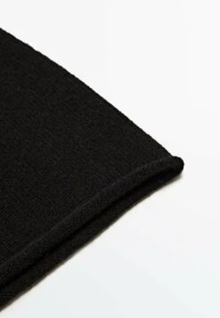 Massimo Dutti Beanie - Black -Massimo Dutti Shop e418b8148e1b42dca6de6d2895c8a462