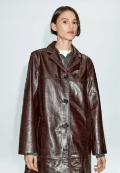 Massimo Dutti LONG NAPPA FINISH - Leather Jacket - Bordeaux -Massimo Dutti Shop e42fe17b9fb241659cae1f8b842c4bd8