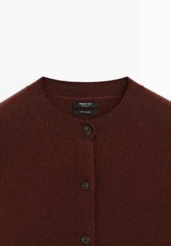Massimo Dutti BUTTONED LONG SLEEVE WITH CREW NECK - Cardigan - Bordeaux 25 Massimo Dutti BUTTONED LONG SLEEVE WITH CREW NECK - Cardigan - Bordeaux -Massimo Dutti Shop e437e78fe570403dad4b4ad57a096915