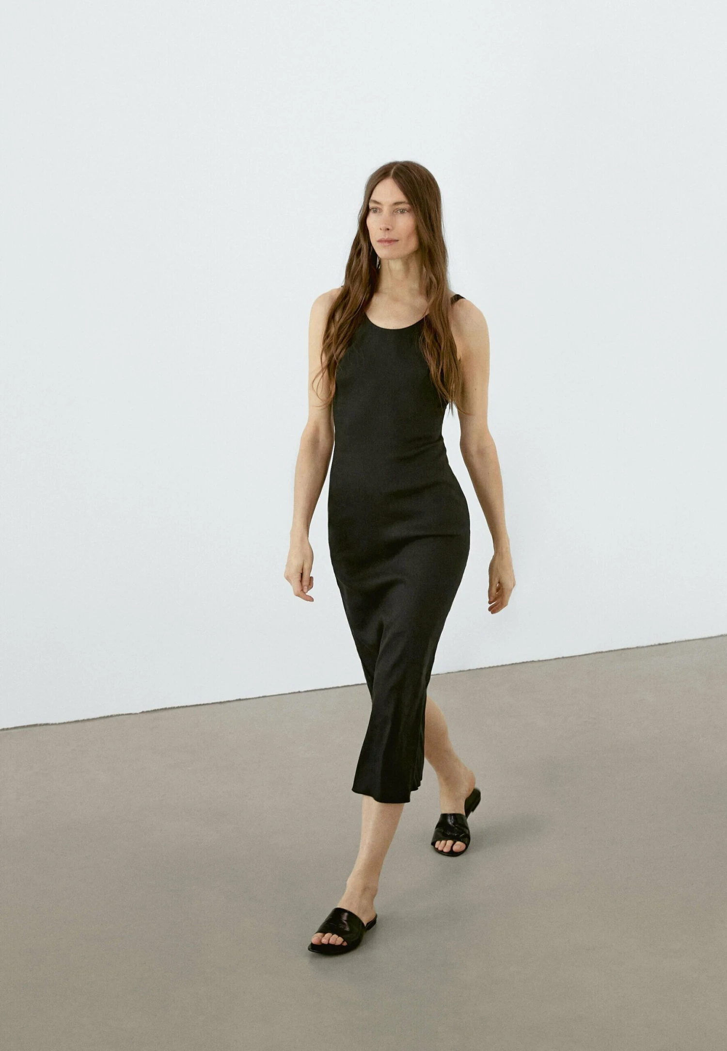 Massimo Dutti MIDI WITH LOW-CUT BACK - Cocktail Dress / Party Dress - Black 7 Massimo Dutti MIDI WITH LOW-CUT BACK - Cocktail Dress / Party Dress - Black - Image 5