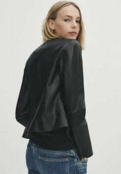 Massimo Dutti Leather Jacket - Black 15 Massimo Dutti Leather Jacket - Black -Massimo Dutti Shop e4f3d7288ada48e1a0b92d3754284db1