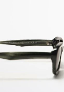Massimo Dutti Sunglasses - Mottled Dark Green -Massimo Dutti Shop e5966c672ed044b6a69552bf46073ddf