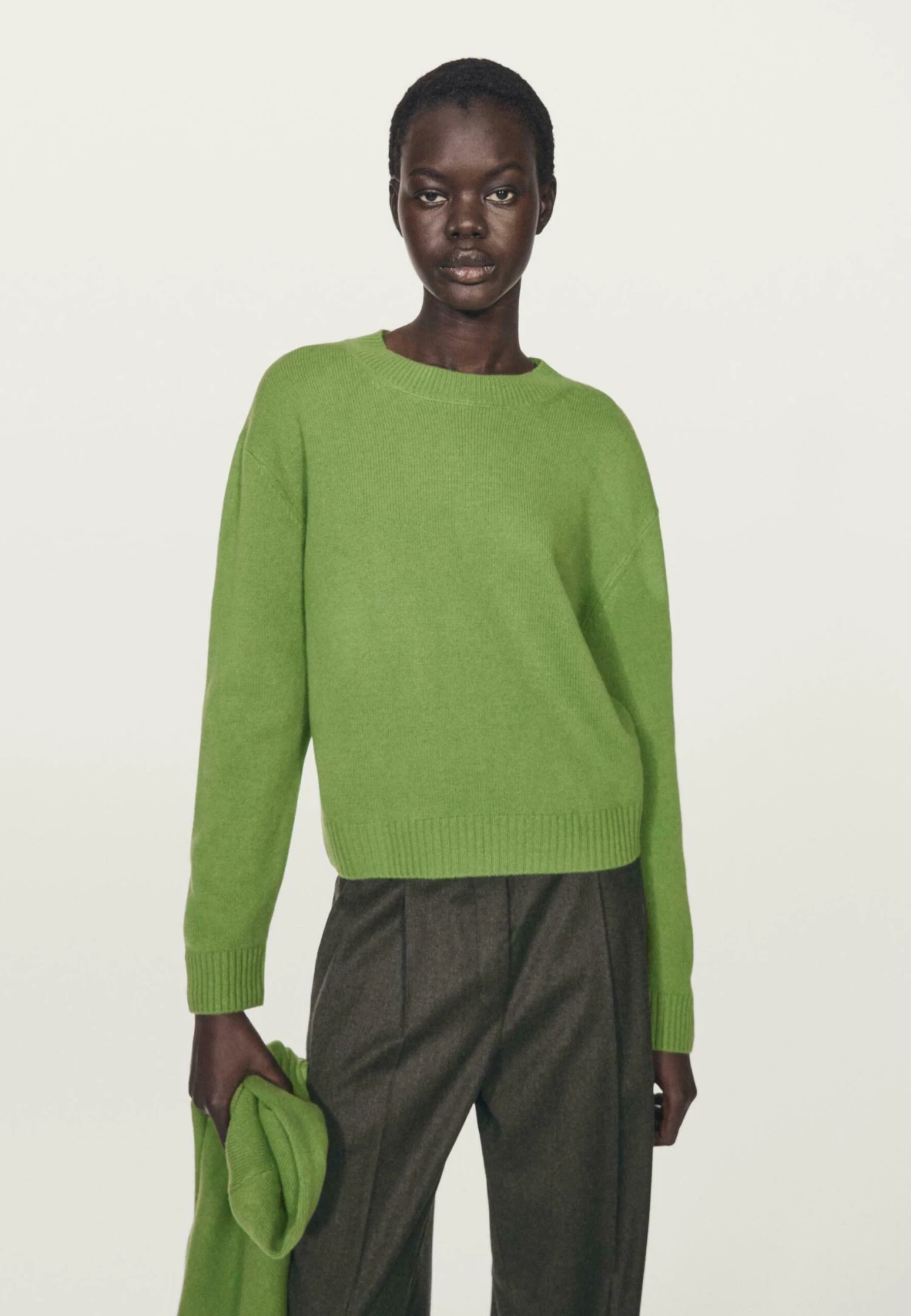 Massimo Dutti RIBBED CREW NECK - Jumper - Neon Green 7 Massimo Dutti RIBBED CREW NECK - Jumper - Neon Green - Image 5
