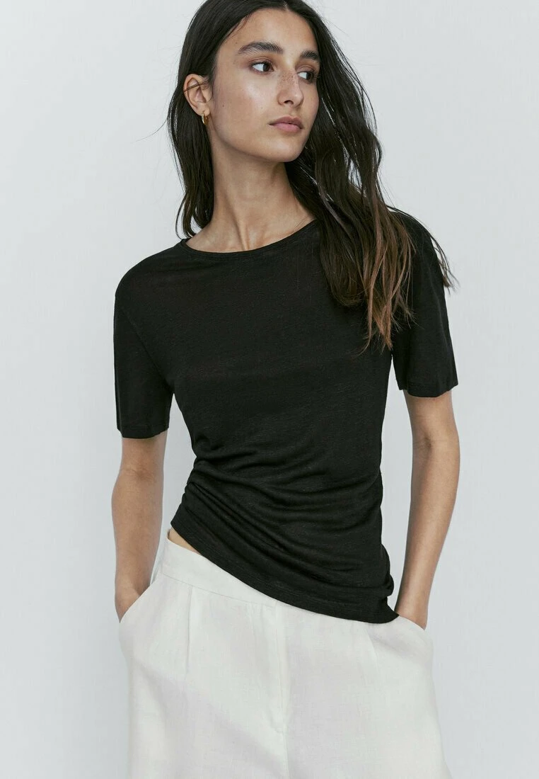 Massimo Dutti Short Sleeve- Basic T-Shirt - Black 3 Massimo Dutti Short Sleeve- Basic T-Shirt - Black