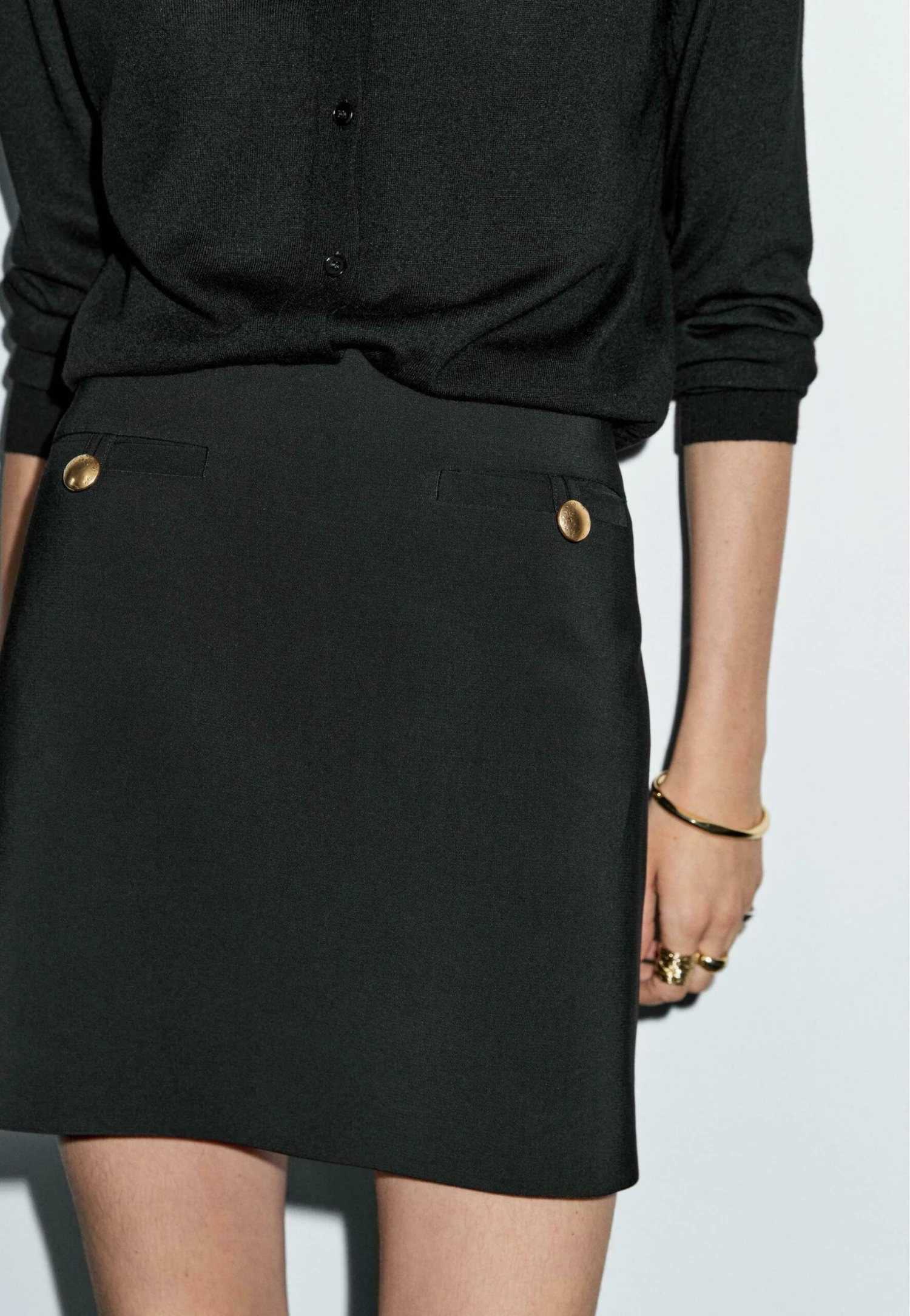 Massimo Dutti BUTTON-UP MINI - Mini Skirt - Black 5 Massimo Dutti BUTTON-UP MINI - Mini Skirt - Black - Image 3