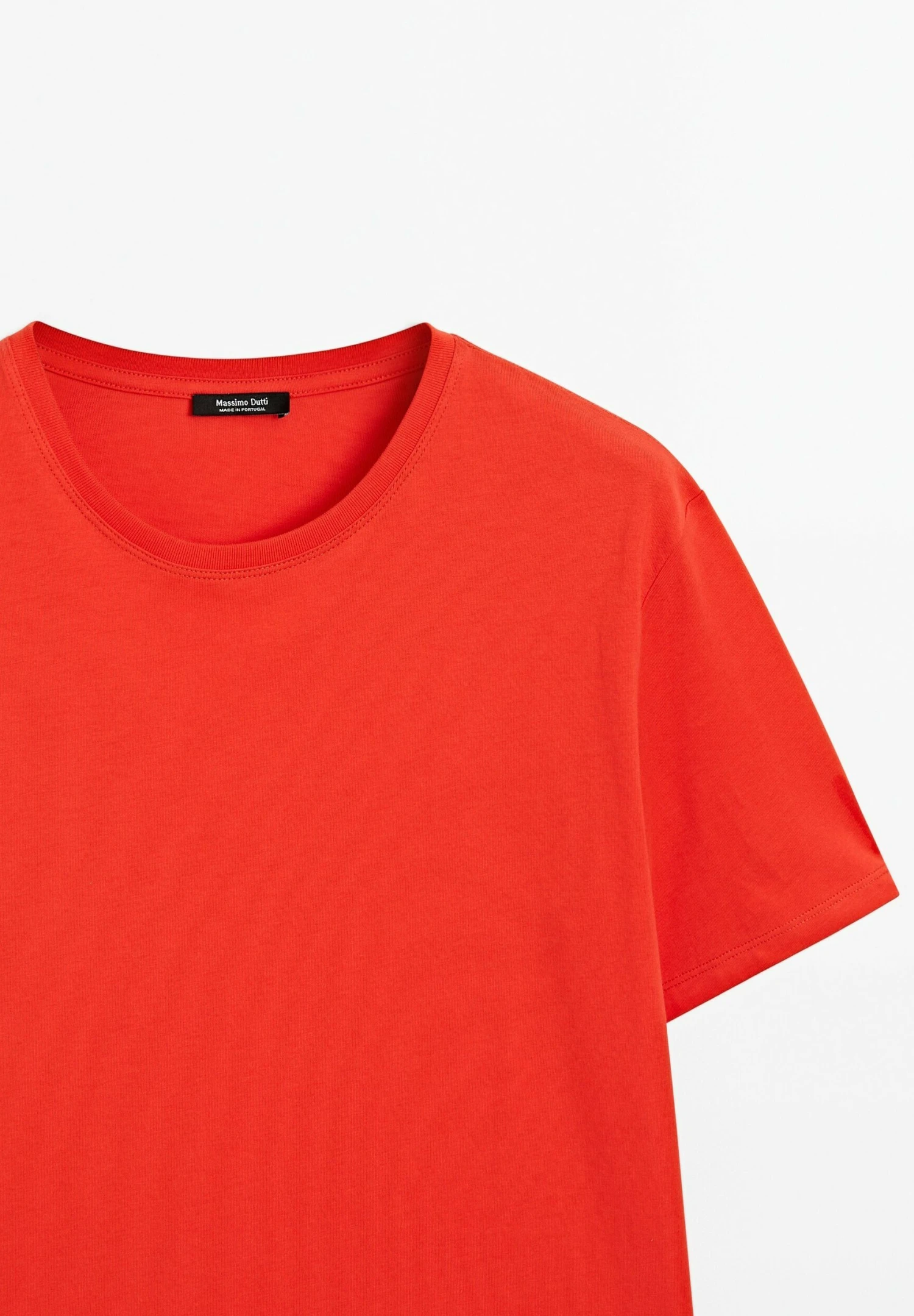Massimo Dutti REGULAR FIT SHORT SLEEVE - Basic T-shirt - Red 7 Massimo Dutti REGULAR FIT SHORT SLEEVE - Basic T-shirt - Red - Image 5