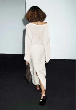 Massimo Dutti STRAIGHT HEMP BLEND MIDI - Maxi Skirt - White 14 Massimo Dutti STRAIGHT HEMP BLEND MIDI - Maxi Skirt - White -Massimo Dutti Shop e76b6084f8864122846f3eb953626a2d