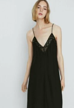 Massimo Dutti Slip With Crochet Detail - Maxi Dress - Black 16 Massimo Dutti Slip With Crochet Detail - Maxi Dress - Black -Massimo Dutti Shop e7bc626054dd4977a4939f0800ba4342