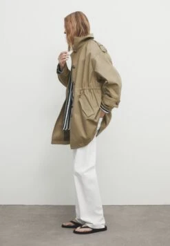 Massimo Dutti With Adjustable Waist And Buttons - Parka - Olive -Massimo Dutti Shop e7e09e1b8a4e4a3dbef2d73b78313fc4