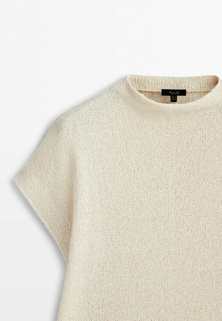 Massimo Dutti Textured Mock - Basic T-Shirt 8 Massimo Dutti Textured Mock - Basic T-Shirt - Image 6