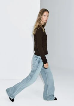 Massimo Dutti Cardigan - Brown -Massimo Dutti Shop e82ffb1fbc1e4158998c0e32adb8223d