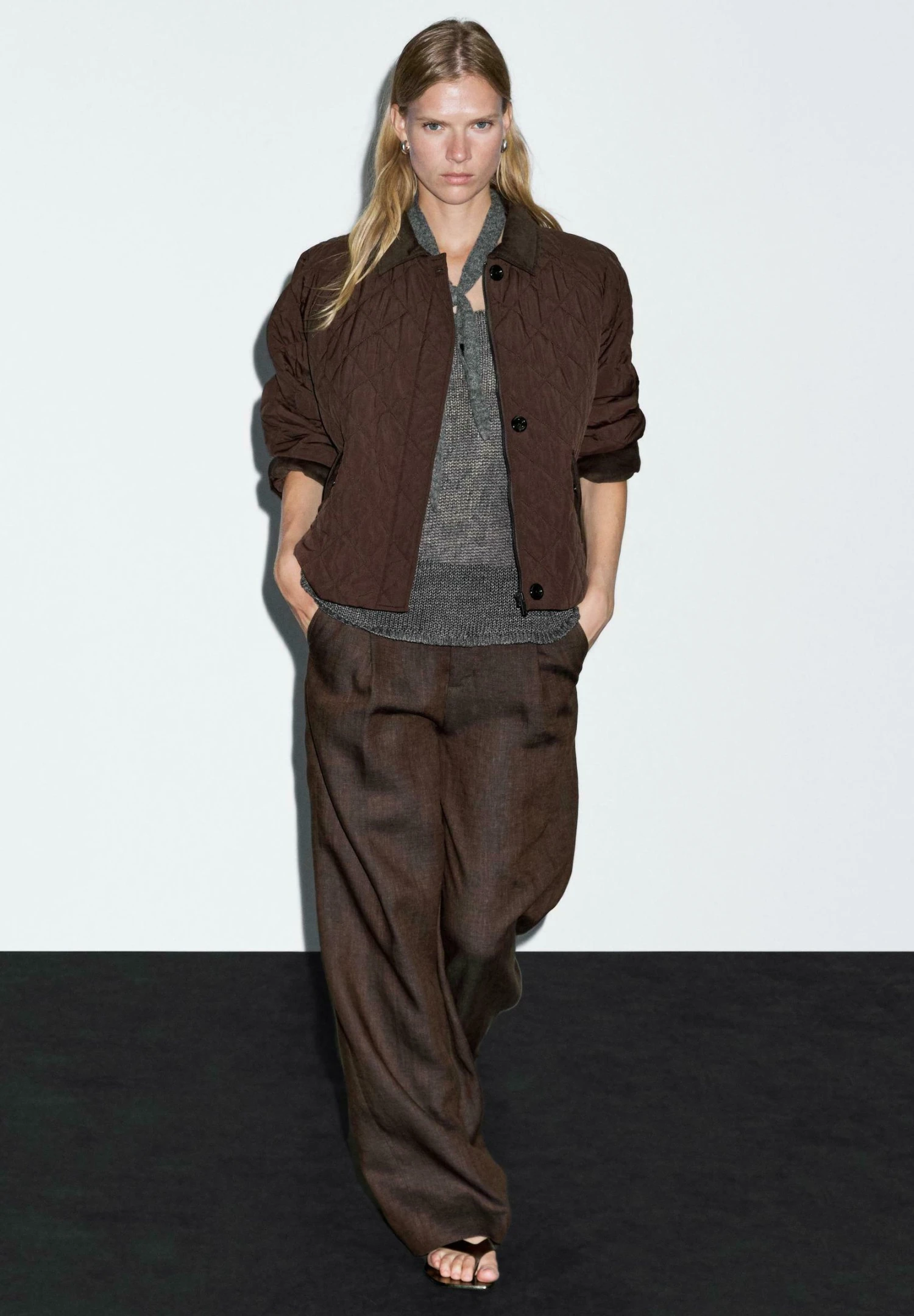 Massimo Dutti SHORT LIGHTWEIGHT WITH CORDUROY DETAIL - Light Jacket - Bordeaux 4 Massimo Dutti SHORT LIGHTWEIGHT WITH CORDUROY DETAIL - Light Jacket - Bordeaux - Image 2