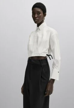 Massimo Dutti Studio Darted - Trousers 12 Massimo Dutti Studio Darted - Trousers -Massimo Dutti Shop e885b58bb2a64f8dbe491d142597dc1f