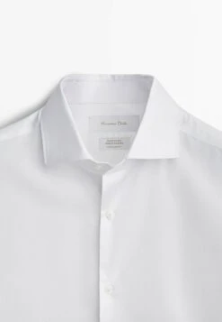 Massimo Dutti With Double Cuffs- Formal Shirt - White 18 Massimo Dutti With Double Cuffs- Formal Shirt - White -Massimo Dutti Shop e8cb8dc3a5224eb1a23aacdac53b367e