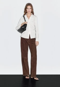 Massimo Dutti STRETCH FITTED LONG SLEEVE - Button-down Blouse - White -Massimo Dutti Shop e8e0035ffd0841f78bd9a922c1fbdd3f