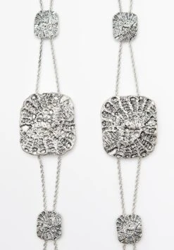 Massimo Dutti TEXTURED AND MEDALLION - Other Accessories - Silver-coloured -Massimo Dutti Shop e8f5348d77ad44e6ac01317df10901e7