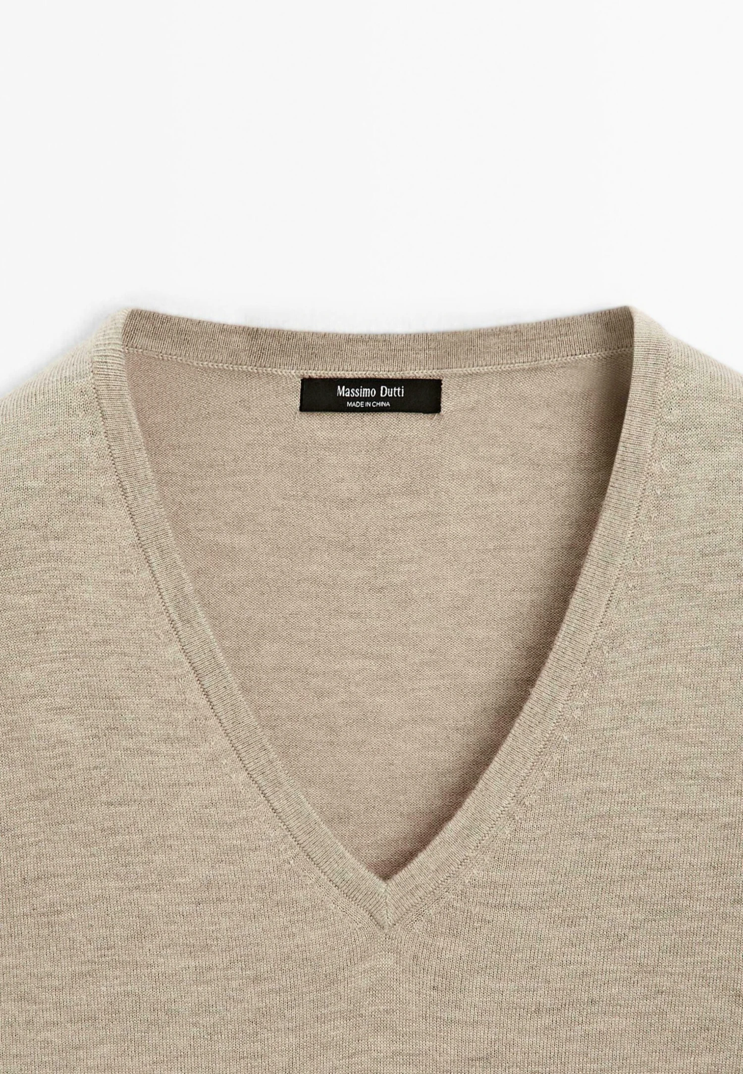 Massimo Dutti LONG SLEEVES WITH V-NECK - Jumper - Sand 13 Massimo Dutti LONG SLEEVES WITH V-NECK - Jumper - Sand - Image 11
