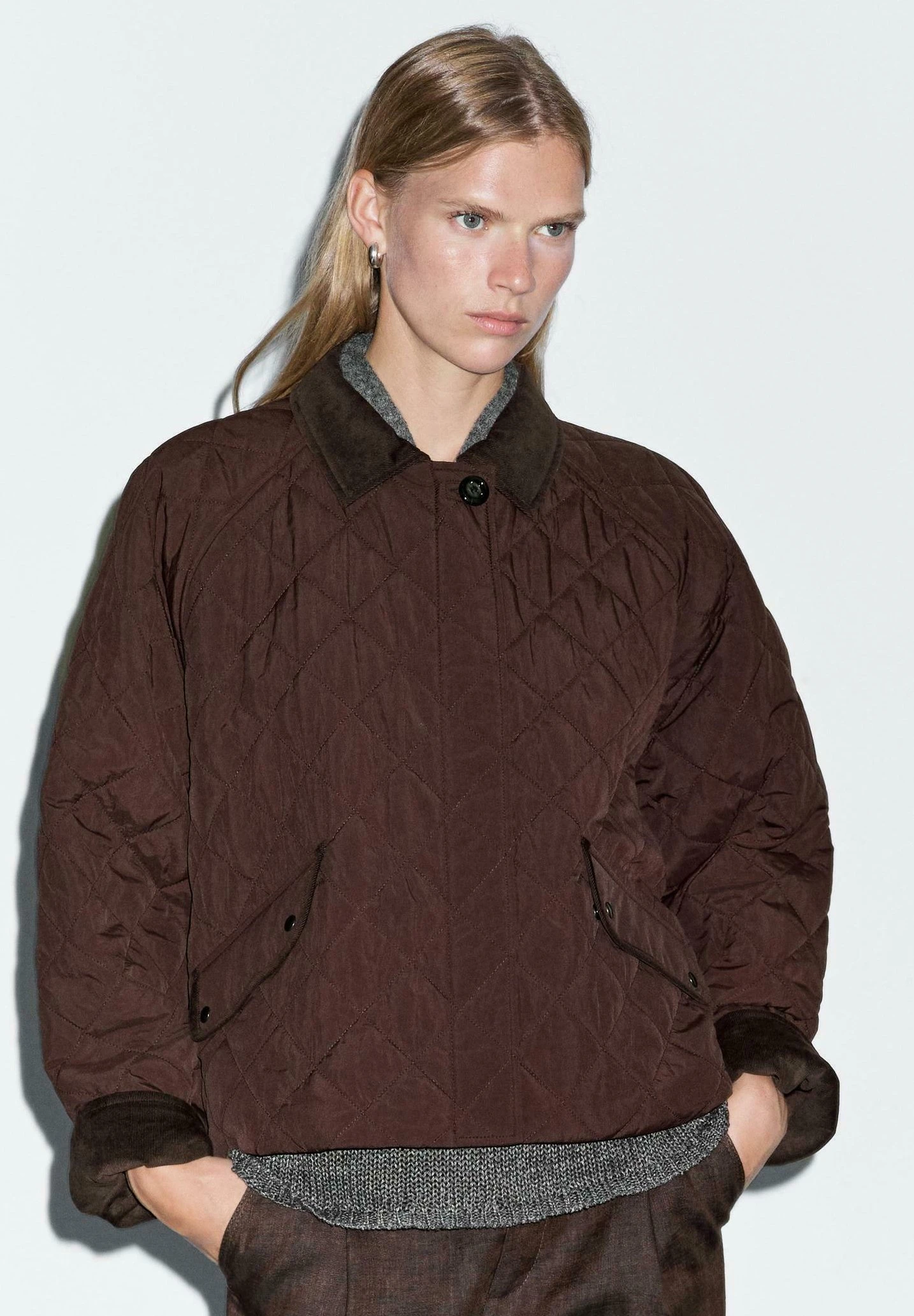 Massimo Dutti SHORT LIGHTWEIGHT WITH CORDUROY DETAIL - Light Jacket - Bordeaux 3 Massimo Dutti SHORT LIGHTWEIGHT WITH CORDUROY DETAIL - Light Jacket - Bordeaux