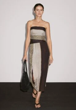 Massimo Dutti STRAPLESS WITH GATHERED DETAIL - Day Dress - Brown -Massimo Dutti Shop eb375a2d4686497786645b911990e210