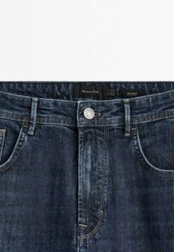 Massimo Dutti Enzymatic - Straight Leg Jeans - Dark Blue 20 Massimo Dutti Enzymatic - Straight Leg Jeans - Dark Blue -Massimo Dutti Shop ed17815c361c48e186fd99f362b139a2