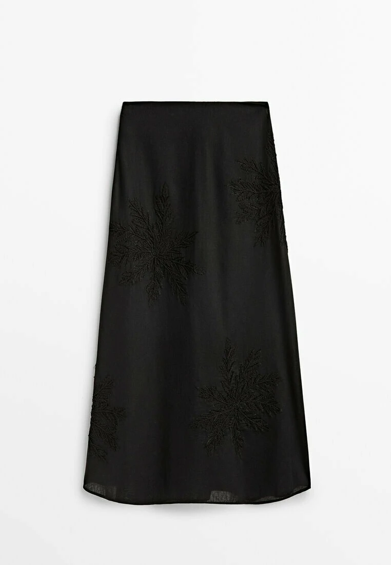 Massimo Dutti Midi With Embroidery - Maxi Skirt - Black 9 Massimo Dutti Midi With Embroidery - Maxi Skirt - Black - Image 7