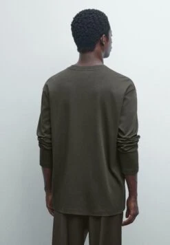 Massimo Dutti LONG SLEEVE MEDIUM WEIGHT - Long Sleeved Top - Khaki -Massimo Dutti Shop ed8b805eaa794427adbbc29e7a26f2bc