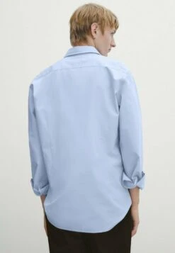 Massimo Dutti Barré Extra-Fine- Shirt - Light Blue -Massimo Dutti Shop ee5869c390df4af5bd9ef1f4a907217f