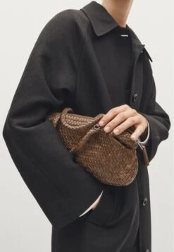 Massimo Dutti Handbag - Brown -Massimo Dutti Shop eea000e2fabe4d428d896299ef6b2782