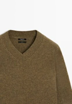 Massimo Dutti V-NECK KNIT - Jumper - Olive -Massimo Dutti Shop ef6b23121b104896a543fa0aa3beb7c9