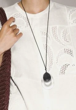 Massimo Dutti CROCHET DETAIL GARMENT - Blouse - White -Massimo Dutti Shop efb5fb3e61db4ec5acf8bbb60fc7a55b