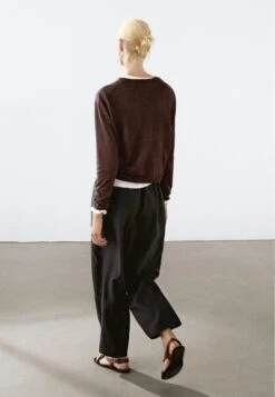 Massimo Dutti CREW NECK - Jumper - Mottled Bordeaux 14 Massimo Dutti CREW NECK - Jumper - Mottled Bordeaux -Massimo Dutti Shop f06a71e7bd79499a911c9fd6baa2cf3b