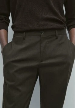 Massimo Dutti SLIM FIT - Chinos - Khaki 17 Massimo Dutti SLIM FIT - Chinos - Khaki -Massimo Dutti Shop f110b2660b254cf9be032de6181b08e7