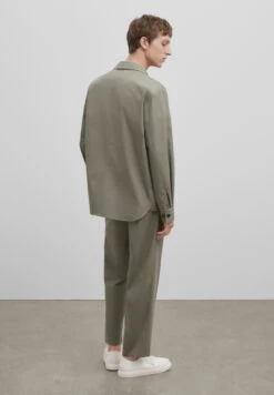 Massimo Dutti Studio - Overshirt With Pockets - Summer Jacket - Khaki -Massimo Dutti Shop f123e5fc7c614f8b88291889ac998acc