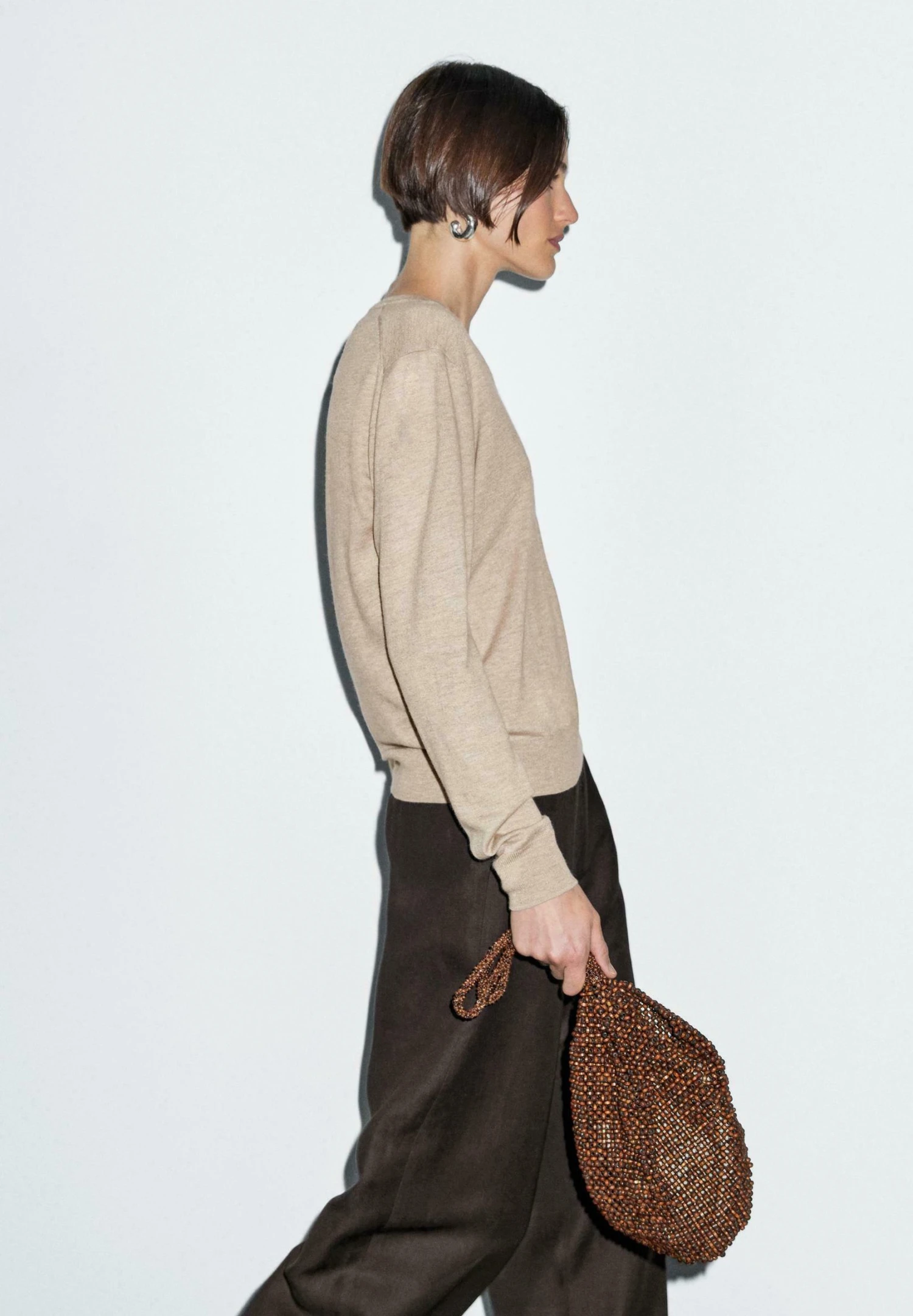 Massimo Dutti LONG SLEEVES WITH V-NECK - Jumper - Sand 6 Massimo Dutti LONG SLEEVES WITH V-NECK - Jumper - Sand - Image 4