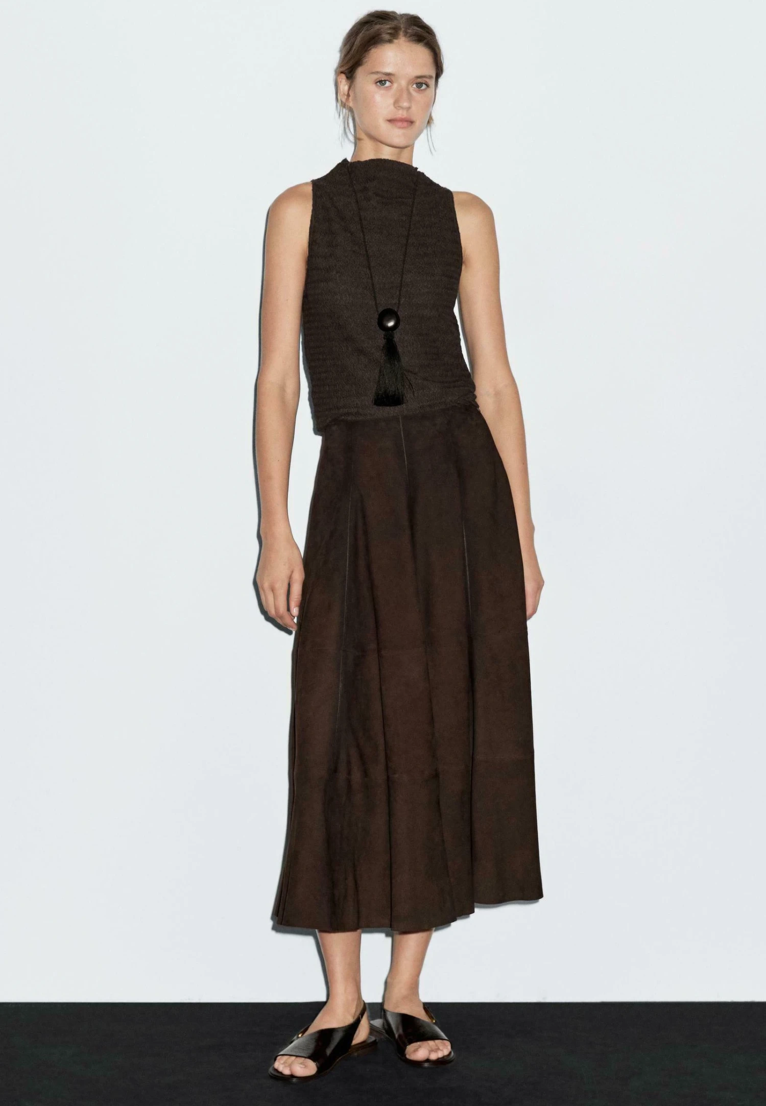 Massimo Dutti CHOCOLATE LINEAR WAFFLE-KNIT FUNNEL NECK - Top - Dark Brown 4 Massimo Dutti CHOCOLATE LINEAR WAFFLE-KNIT FUNNEL NECK - Top - Dark Brown - Image 2