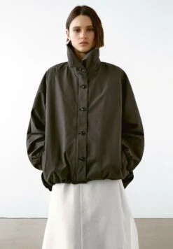 Massimo Dutti PUFFED DETAIL - Summer Jacket - Dark Brown