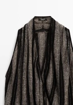 Massimo Dutti CROSSOVER HALTER TOP - Top - Black -Massimo Dutti Shop f25441d6da684d66bad6d4661b796976