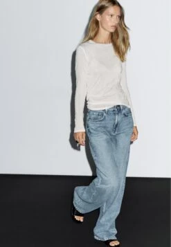 Massimo Dutti WITH NECKLINE - Long Sleeved Top - White -Massimo Dutti Shop f3647f6b273547798490ebd93481c325