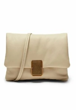 Massimo Dutti Padded- Across Body Bag - White -Massimo Dutti Shop f3a445652d3843ca87eb0955a66bc387