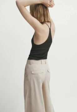 Massimo Dutti Anzug Mit Knöpfen- Trousers - Sand 13 Massimo Dutti Anzug Mit Knöpfen- Trousers - Sand -Massimo Dutti Shop f3a9fefb17ee4b5596a1505117b71a18