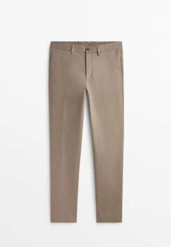 Massimo Dutti Chinos - Khaki 21 Massimo Dutti Chinos - Khaki -Massimo Dutti Shop f57fd28a35d94f228c22186bc002406a