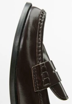 Massimo Dutti LOAFERS WITH GLOSSY FINISH - Slip-ons - Dark Brown -Massimo Dutti Shop f58cc3815d9242b5ae875164c81a9615